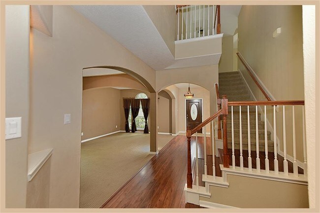 Building Photo - 19 Snow Woods Ct