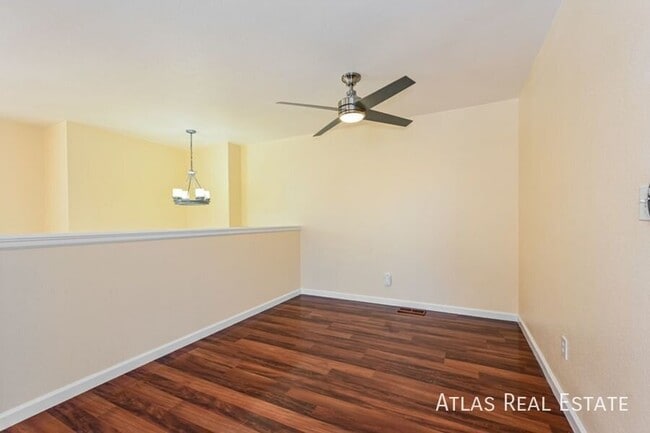 Building Photo - 1483 S Cathay Way