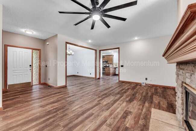 Foto del edificio - 514 N Ellen St