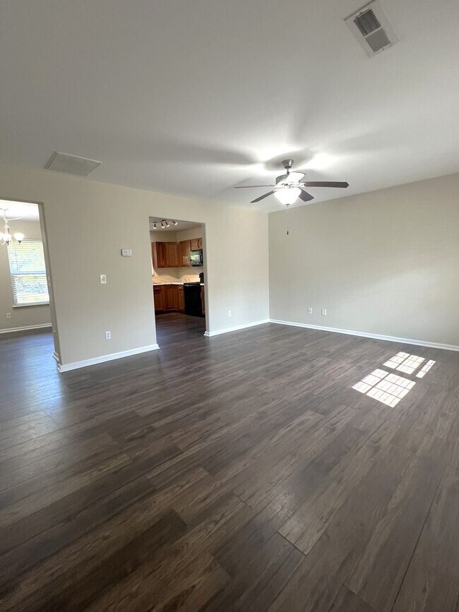 Photo - LAKE FOREST VILLAGE House