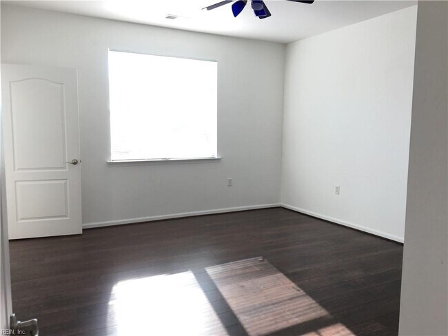 Building Photo - 5317 Warminster Dr