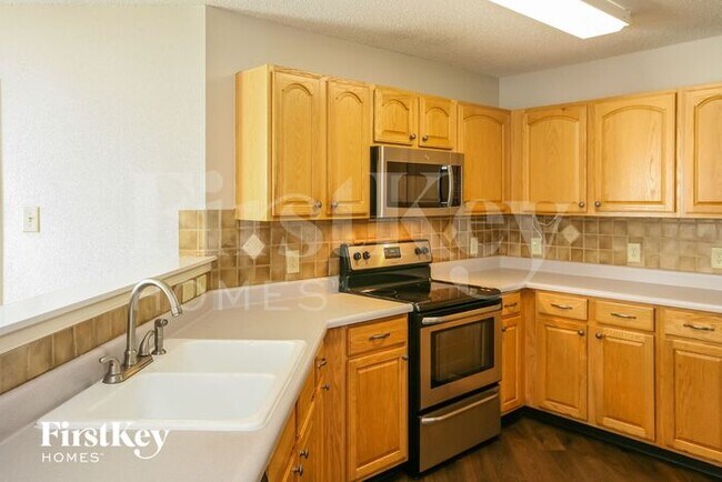 Foto del edificio - 10305 Kings Gap Way