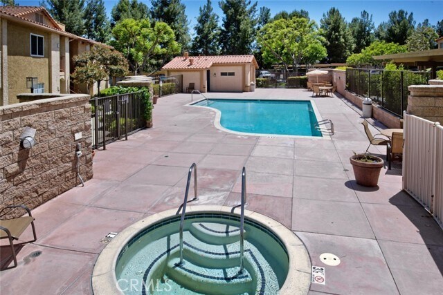 Foto del edificio - 5340 Silver Canyon Rd