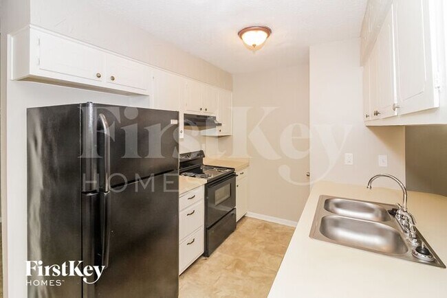 Foto del edificio - 6341 Cheekwood Ave