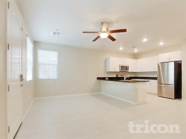 Foto del edificio - 12573 W Hummingbird Terrace