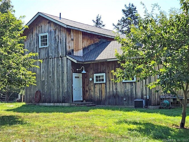Building Photo - 3509 Redding Rd