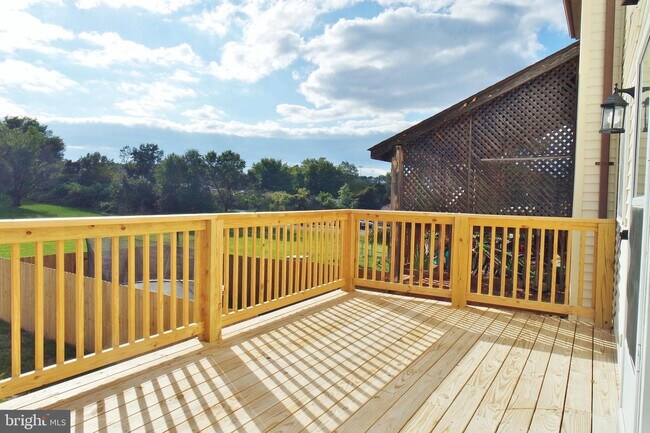 Building Photo - 146 Valley Vista Dr