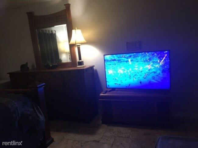 Foto del edificio - 1 br, 1 bath Condo - 15915 Stillwood St