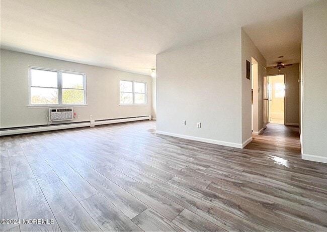 Foto del edificio - 56 Manchester Ct