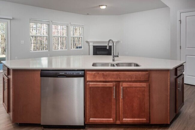 Building Photo - 1033 Homecoming Way