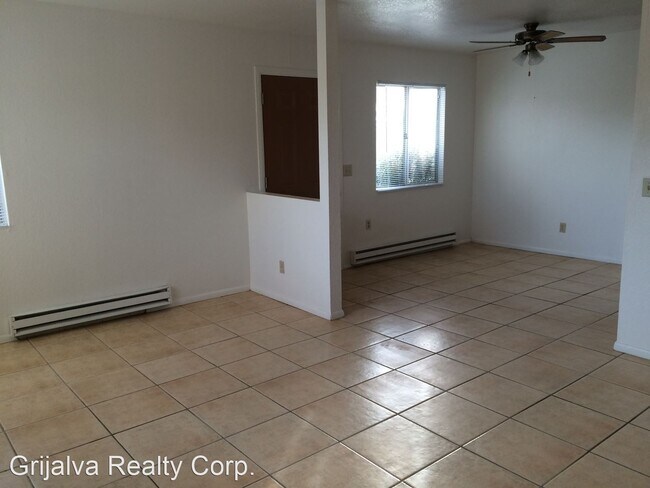 Building Photo - 1535 S Van Buren Ave