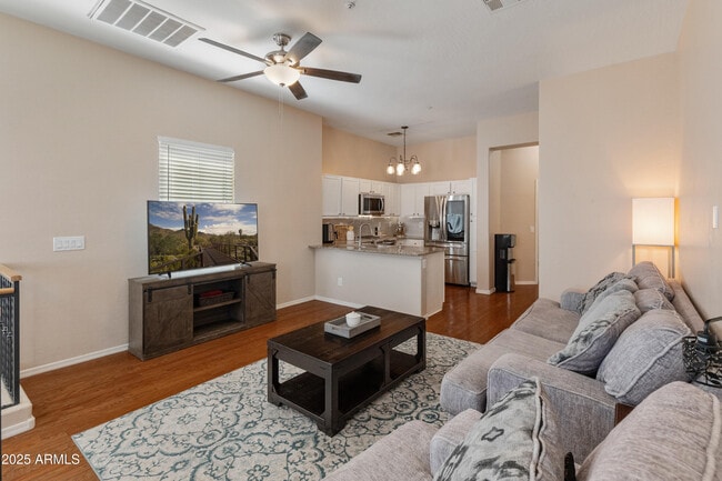 Building Photo - 927 W Wendy Way