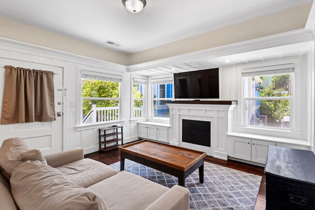 Foto del edificio - 2213 Blake St