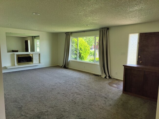 Foto del edificio - 262 W 1600 N St