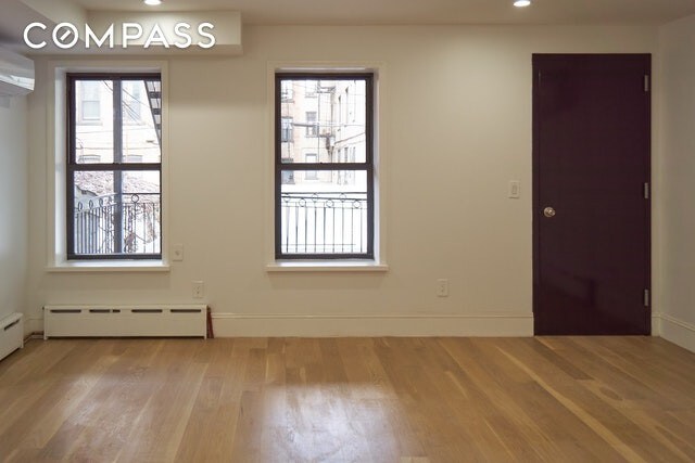 Building Photo - 317 7th St