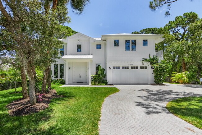 Building Photo - 27323 Elwood Dr