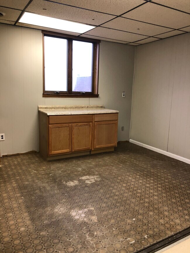 Kitchen (new appliances coming) - 826 Tonawanda St