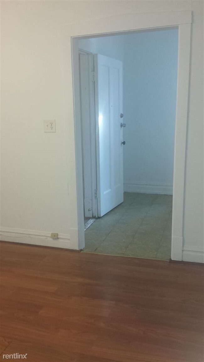 Foto del edificio - 2736 W Francis Pl