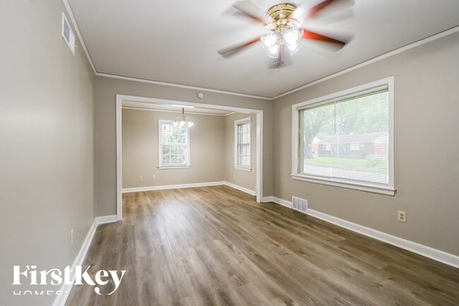 Building Photo - 1493 Fox St