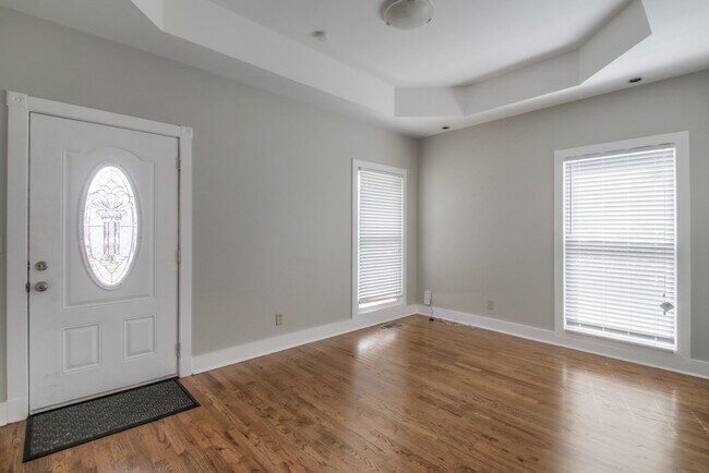 Foto del edificio - 1613A 7th Ave N