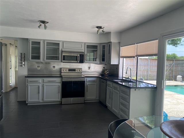 Building Photo - 2101 Decator Dr