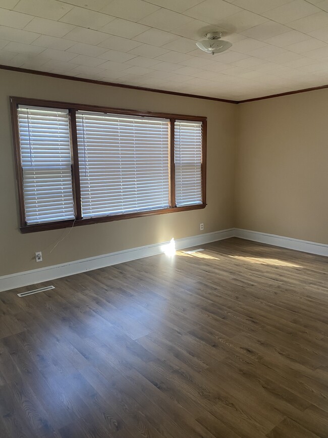 319 N Dickson St, Raeford, NC 28376 House Rental in Raeford, NC