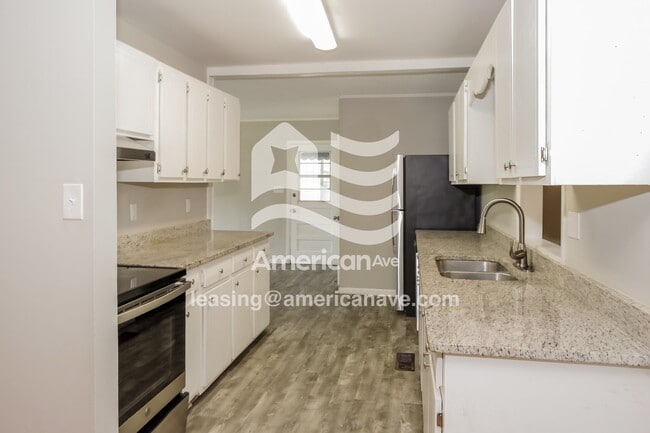 Foto del edificio - 2232 Harrison St SE