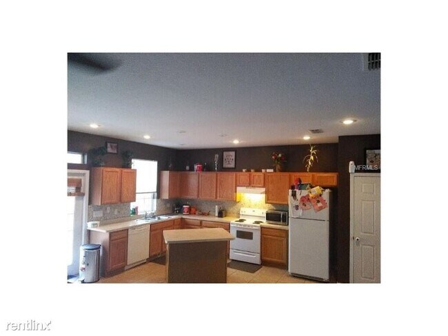 Building Photo - 3 br, 2.5 bath Townhome - 2243 Sweet Holly Ln