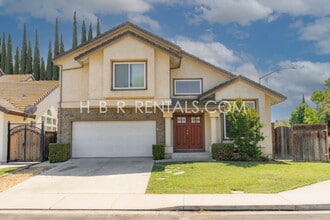 Building Photo - 400 Gonzalez St