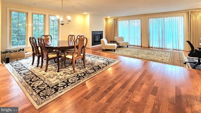 Foto del edificio - 3141 Blue Barn Way