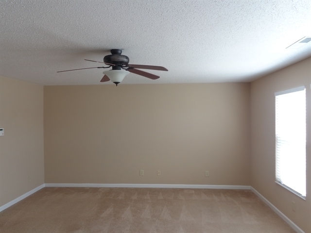 Building Photo - 6432 Dillard Ridge Dr