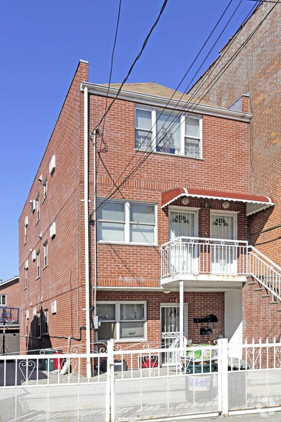 Primary Photo - 22-18 120th St