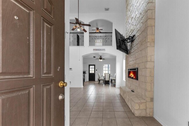 Foto del edificio - 3114 Trinity Joe Ln