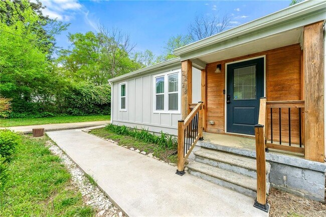 Foto del edificio - 2222 Penelope St NW