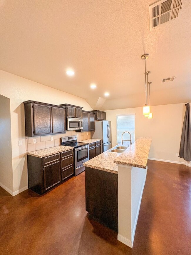 Building Photo - 1909 Chiricahua Trce