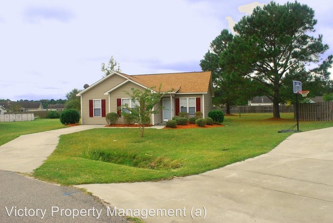 Building Photo - 3135 Memory Ln