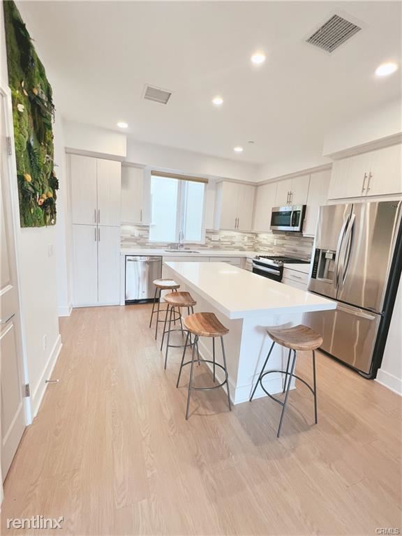 Foto del edificio - 3 br, 4 bath Townhome - 10836 W Riverton Ct