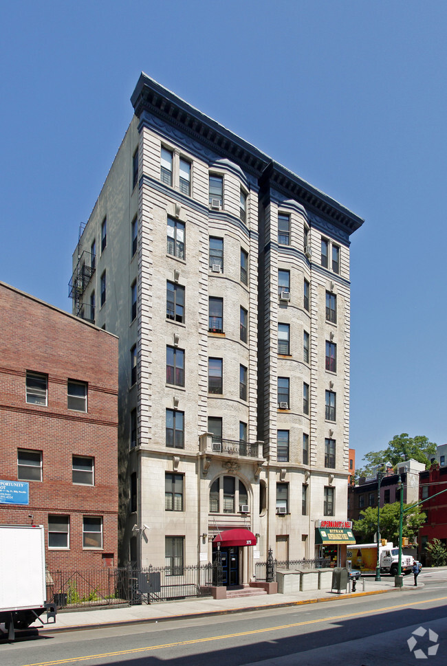 Building Photo - 375 Manhattan Ave