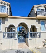 Building Photo - 4516 Ramsdell Ave