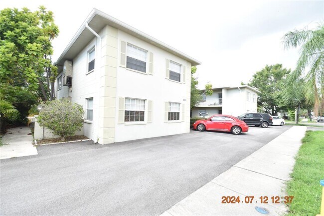 Building Photo - 304 Danube Ave