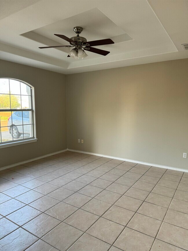 Foto del edificio - 7301 Wagner Ct
