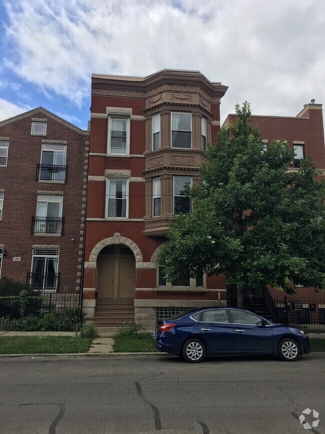 Building Photo - 1456 N Artesian Ave