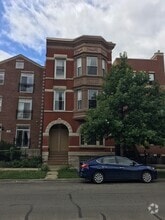 Building Photo - 1456 N Artesian Ave