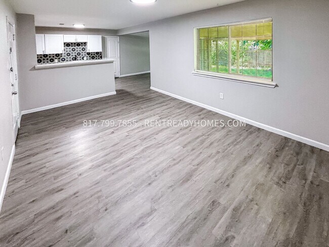 Building Photo - 3806 Pocatello St