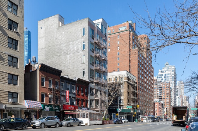 Building Photo - 220-222 Third Ave