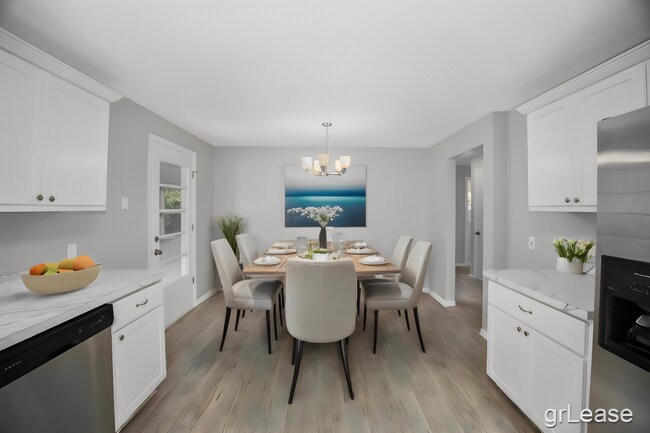 Foto del edificio - 543 Shawmut Blvd NW