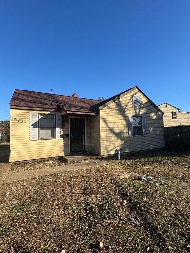 Photo - 1814 State St (Memphis, TN)