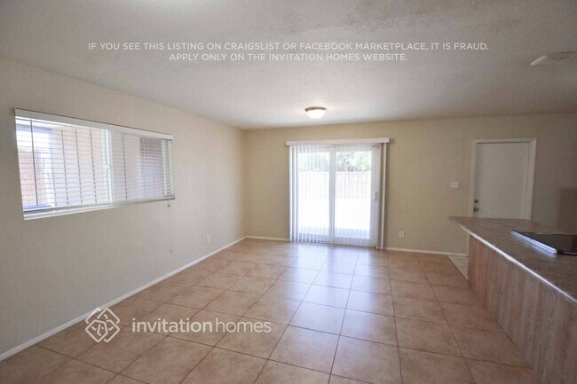 Foto del edificio - 3520 W Lawrence Rd