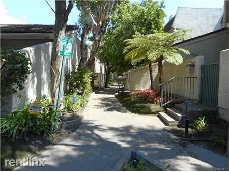 Foto del edificio - 22203 1/2 Erwin St