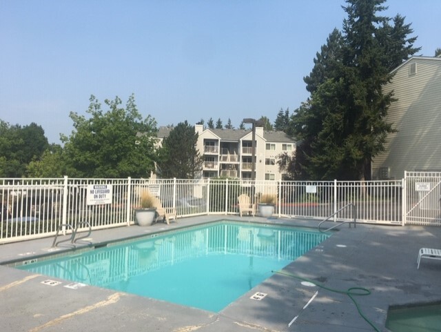 Foto principal - 975 Aberdeen Ave NE